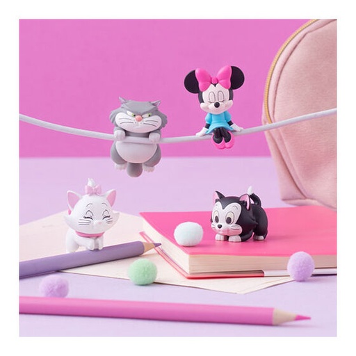 [0796992] Hugcot Disney Friends 4